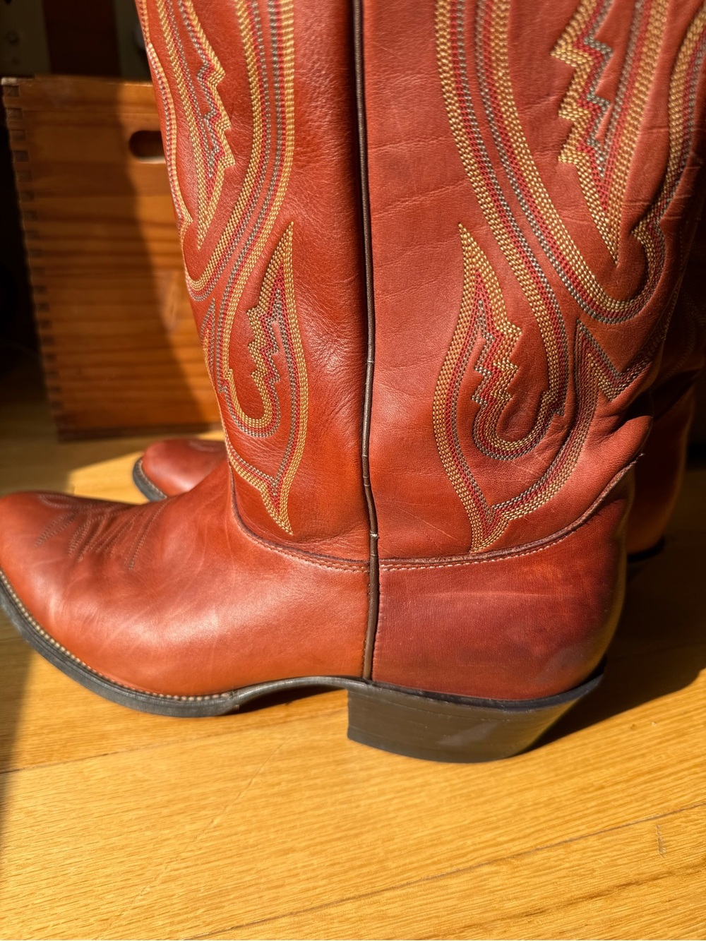 Men's Justin Brown Leather Western Cowboy Boots - Picture 2 of 3